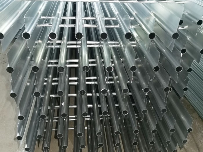 鋁排管